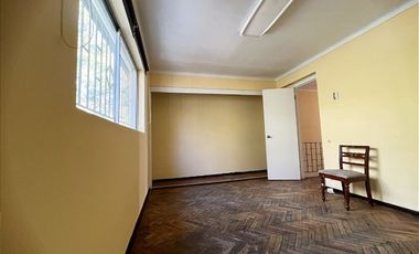 Oficina en Arriendo en Pérez Valenzuela / Manuel Montt