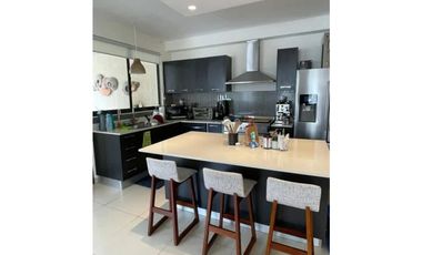 Apartamento en Panama Pacifico, River Valley.