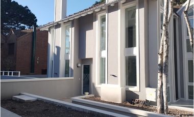 PINAMAR - COMPLEJO PALOMETA -DUPLEX CON COCHERA UF 08