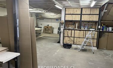 Casa en Arriendo en Cuevas/Metro Ñuble