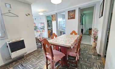 VENTA  oportunidad ph 4 ambientes patio impecable A 2 CUADRAS FERROAUT