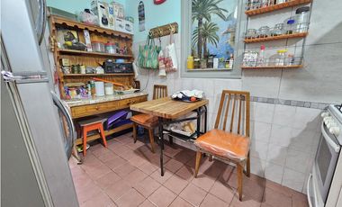 VENTA  oportunidad ph 4 ambientes patio impecable A 2 CUADRAS FERROAUT