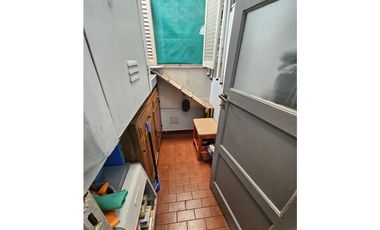 VENTA  oportunidad ph 4 ambientes patio impecable A 2 CUADRAS FERROAUT