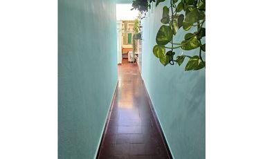 VENTA  oportunidad ph 4 ambientes patio impecable A 2 CUADRAS FERROAUT