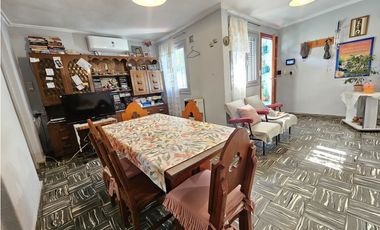VENTA  oportunidad ph 4 ambientes patio impecable A 2 CUADRAS FERROAUT