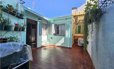 VENTA  oportunidad ph 4 ambientes patio impecable A 2 CUADRAS FERROAUT