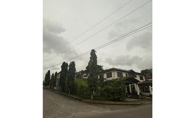 VENTA CASA LAS CUMBRES