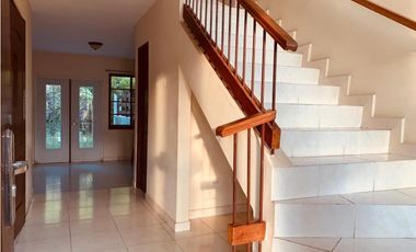 VENTA CASA LAS CUMBRES