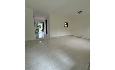 VENTA CASA LAS CUMBRES