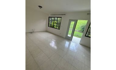 VENTA CASA LAS CUMBRES