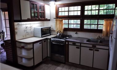 PINAMAR  CASA EOLO - CHALET TRADICIONAL