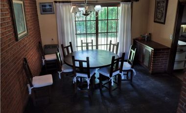 PINAMAR  CASA EOLO - CHALET TRADICIONAL