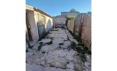 VENTA CHALET  4 AMB. CON DTO 3 AMB AL FONDO  GASCON 7230 APTO CREDITO