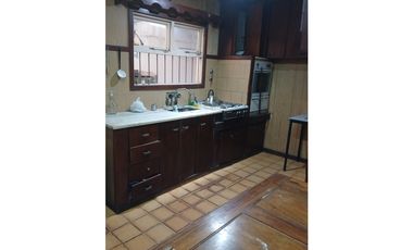 VENTA CHALET  4 AMB. CON DTO 3 AMB AL FONDO  GASCON 7230 APTO CREDITO