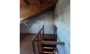 VENTA CHALET  4 AMB. CON DTO 3 AMB AL FONDO  GASCON 7230 APTO CREDITO