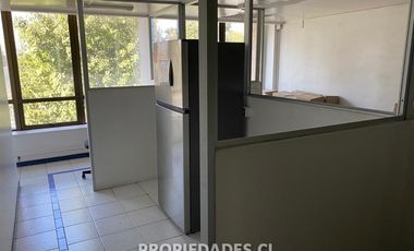 Local Comercial en Arriendo en Vicuña Mackenna / Rojas Magallanes