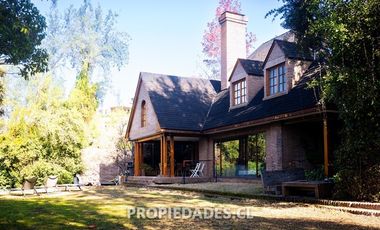 Casa en Arriendo en Club de Golf Lomas de la Dehesa