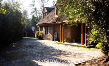 Casa en Arriendo en Club de Golf Lomas de la Dehesa