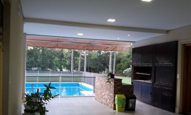 Casa en venta en Barrio Fincas de San Vicente sector Chacras