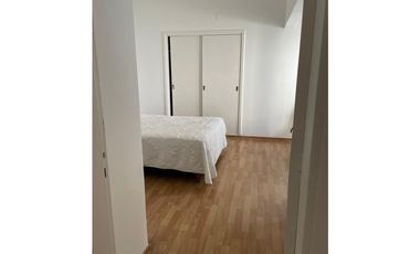 VENTA CHALET PH AL FRENTE CON GARAGE IMPECABLE ZONA DON BOSCO