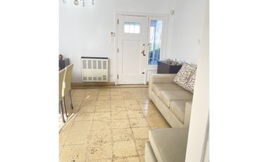 VENTA CHALET PH AL FRENTE CON GARAGE IMPECABLE ZONA DON BOSCO