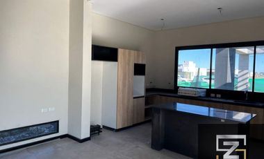 Casa en venta a estrenar  San Felipe Canning