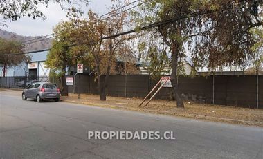 Local Comercial en Arriendo en A. Vespucio Norte / El Rosal / Las Torres