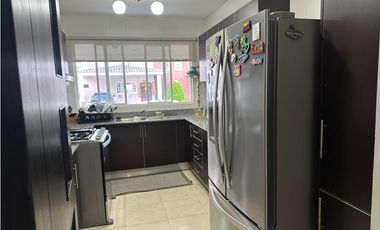 ALQUILER CASA BRISAS DEL GOLF CON LINEA BLANCA