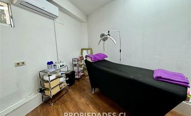 Local Comercial en Arriendo en Avda. Nueva Las Condes - Cantagallo