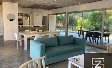 Casa en venta de 5 dormitorios c/ cochera en Costa Esmeralda Deportiva