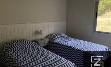 Casa en venta de 5 dormitorios c/ cochera en Costa Esmeralda Deportiva