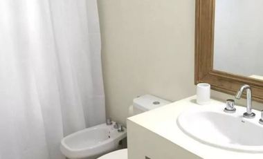 Casa en venta de 5 dormitorios c/ cochera en Costa Esmeralda Deportiva