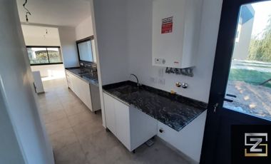 Casa a estrenar en venta Barrio Principado Canning