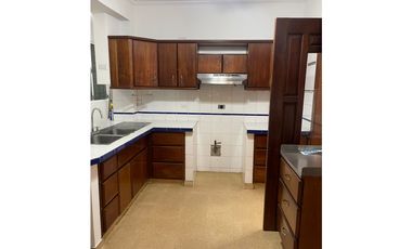 ALQUILER CASA COMERCIAL BELLA VISTA