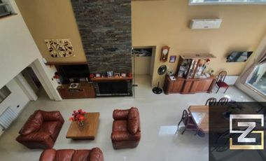 Casa en venta en Adrogué Chico