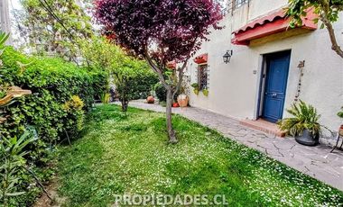 Casa en Venta en Manuel Montt / Miguel Claro / Alférez Real (Pocuro)