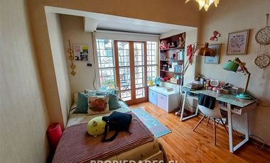 Casa en Venta en Manuel Montt / Miguel Claro / Alférez Real (Pocuro)