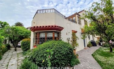 Casa en Venta en Manuel Montt / Miguel Claro / Alférez Real (Pocuro)