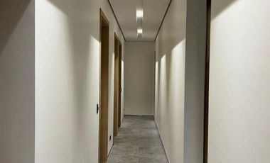 Casa en alquiler temporario de 3 dormitorios c/ cochera en Barrio Privado Terralagos