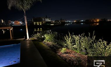 Casa en alquiler temporario de 3 dormitorios c/ cochera en Barrio Privado Terralagos
