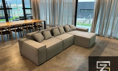 Casa en alquiler temporario de 3 dormitorios c/ cochera en Barrio Privado Terralagos