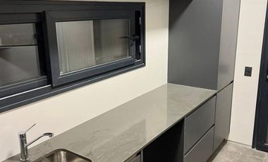 Casa en alquiler temporario de 3 dormitorios c/ cochera en Barrio Privado Terralagos