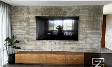 Casa en alquiler temporario de 3 dormitorios c/ cochera en Barrio Privado Terralagos