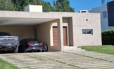 VENTA DE CASA EN Las Chacras