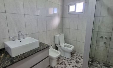 VENTA DE CASA EN Juana Koslay