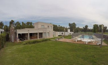 VENTA DE CASA EN Juana Koslay