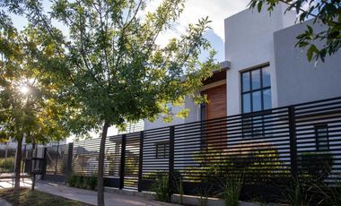 VENTA DE CASA EN Juana Koslay