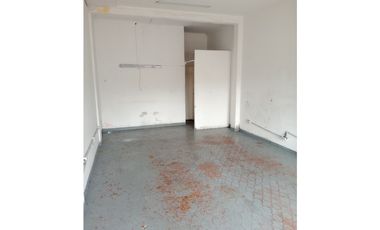 Local sobre Av. Colon