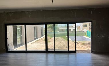 VENTA DE CASA EN Juana Koslay