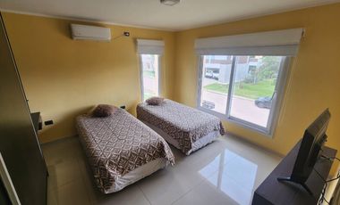 VENTA DE CASA EN Juana Koslay